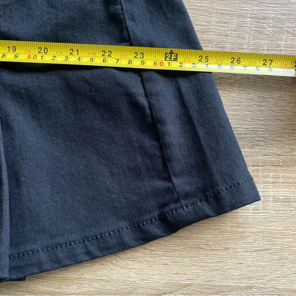 No Boundaries Junior's Black Pleated Skirt